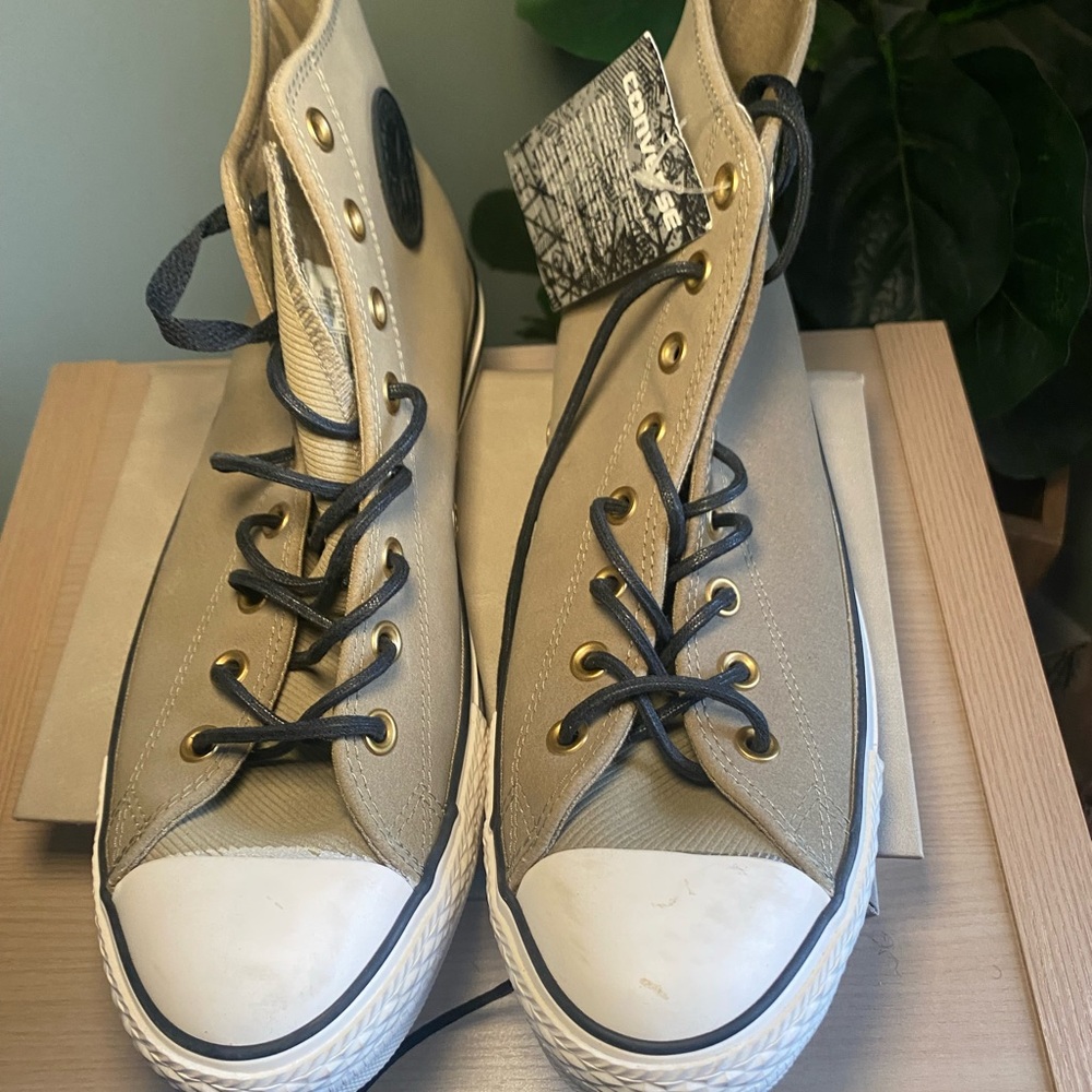 Converse Suede upper Classic high-top.  Olive color, Men’s 10-Women’s 12.